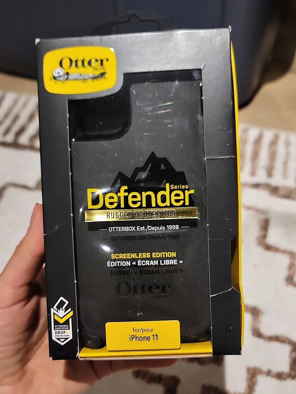 OtterBox Defender Series Screenless Edition iPhone 11 Case NWT Black & Yellow